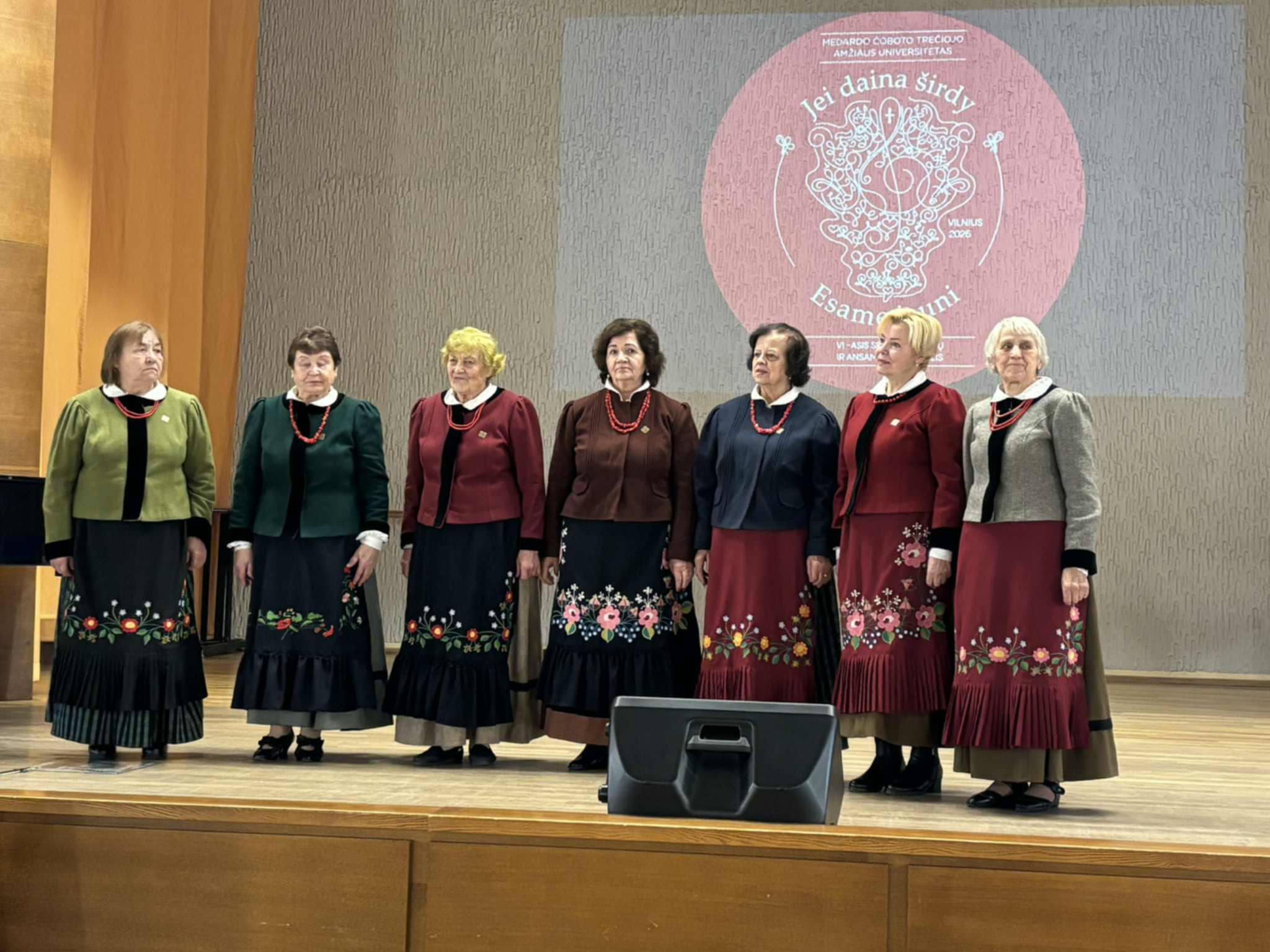 „Jei daina širdy – esame jauni“.