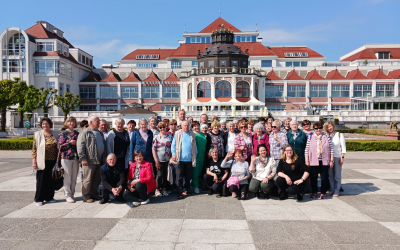Gražia Trečiojo amžiau universiteto (TAU) klausytojų tradicija tampa mokslo metus pabaigti vykstant į pažintines keliones. Šiemet turininga Lazdijų, Veisiejų ir Seirijų TAU klausytojų kelionė laukė į Lenkiją