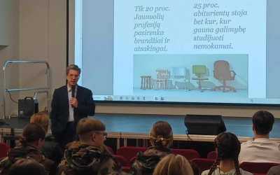 Žvilgsnis į ateitį: karjeros diena Lazdijų Motiejaus Gustaičio gimnazijoje