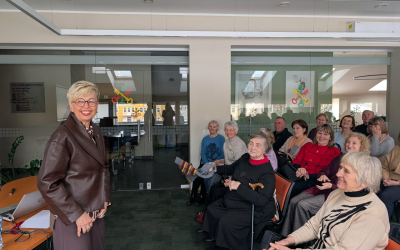 Lazdijų švietimo centre vyko seminaras  „Efektyvios komunikacijos įgūdžių ugdymas“, skirtas socialinei integracijai ir emocinei sveikatai stiprinti. Seminarą vedė komunikacijos ir asmeninio augimo lektorė Lidija Laurinčiukienė.
